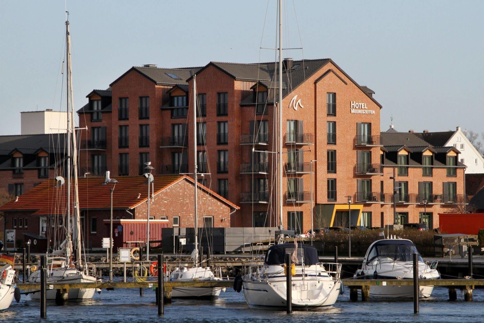 Hafenhotel Meereszeiten Heiligenhafen Exteriér fotografie