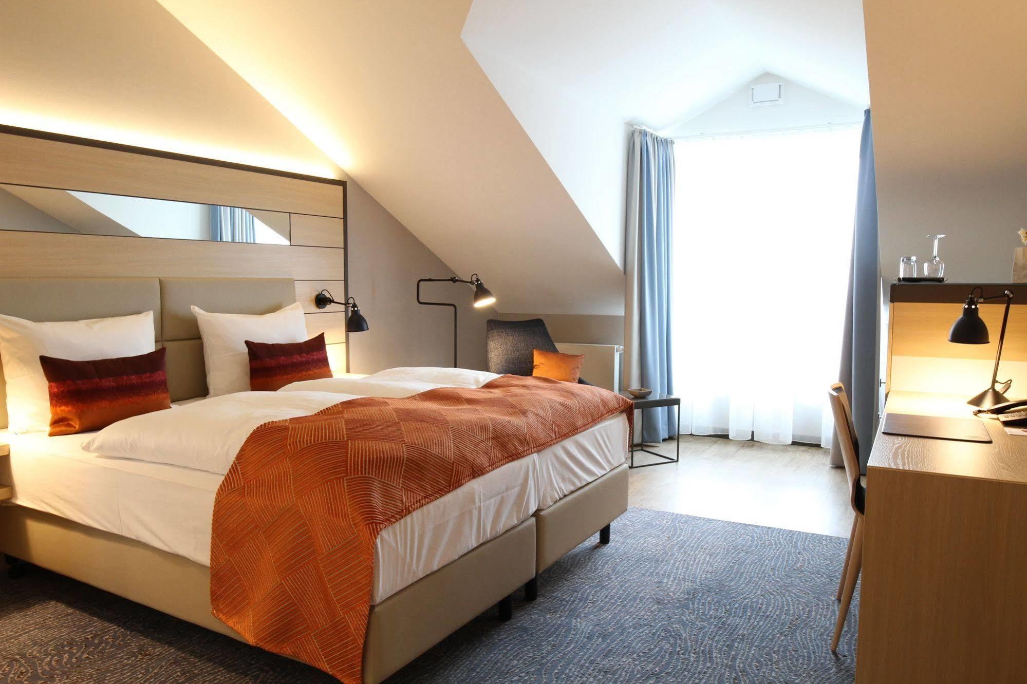 Hafenhotel Meereszeiten Heiligenhafen Exteriér fotografie